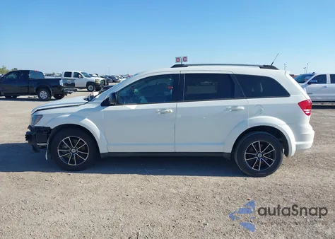 2018 Dodge Journey Se from USA, damaged, VIN 3C4PDCABXJT386032